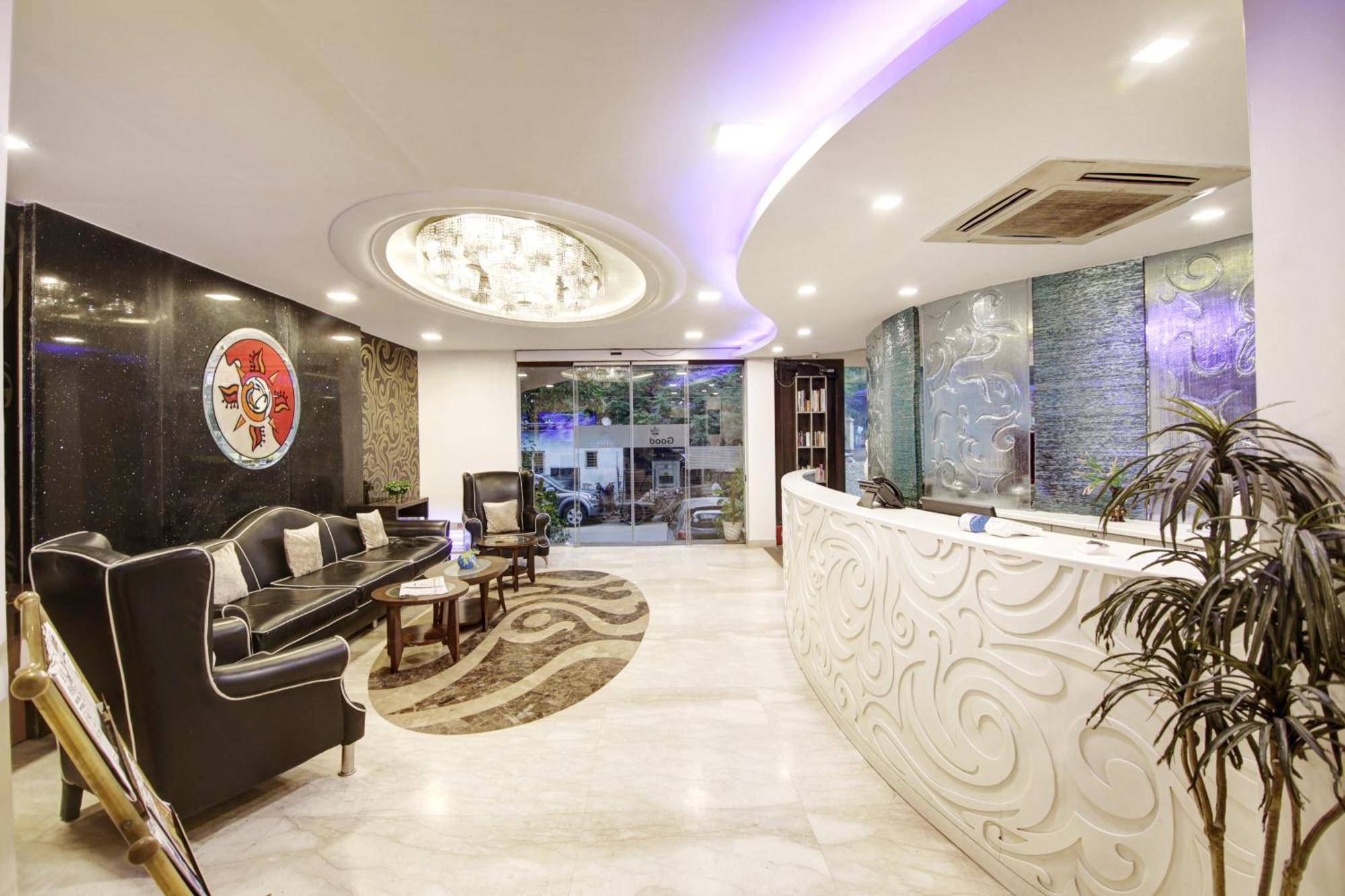 Hotel Good Times Near Ganga Ram Hospital And Karol Bagh Metro Delhi  Exteriör bild